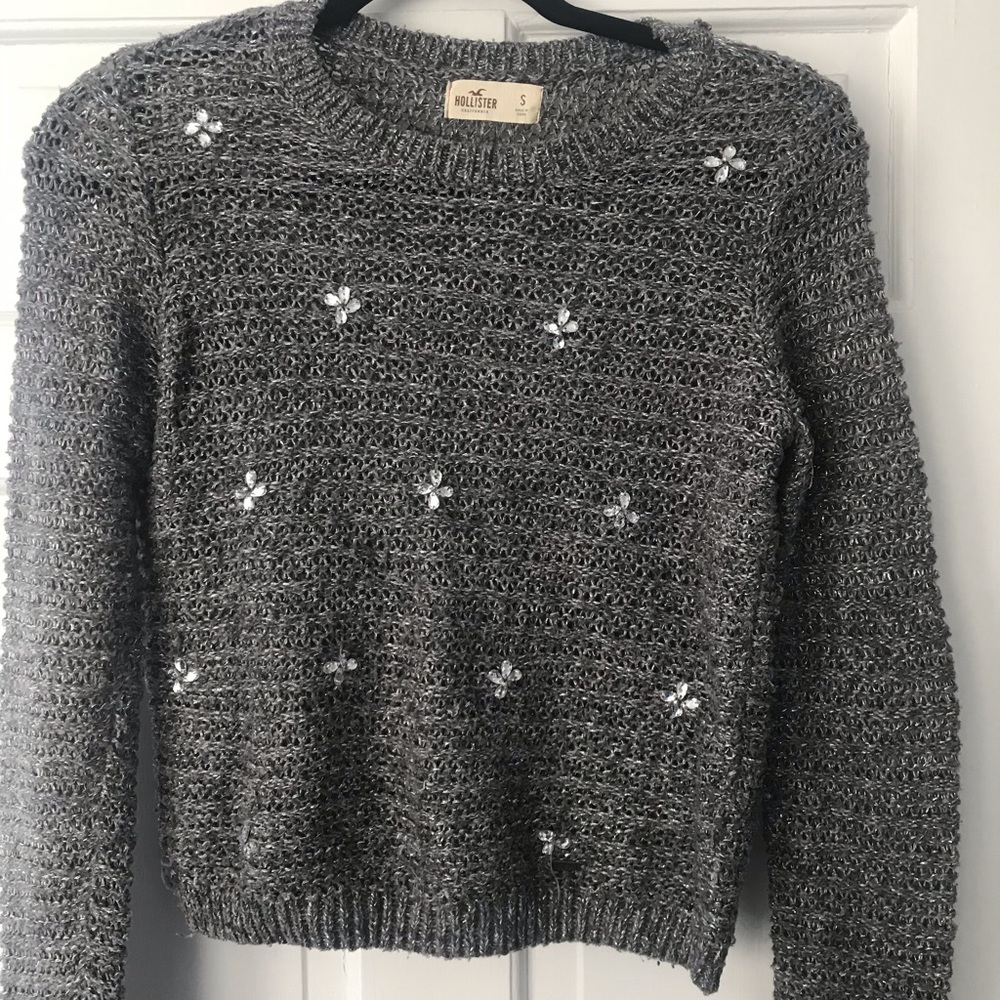 Hollister sweater size small